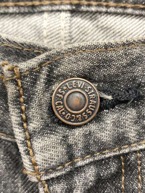 LEVI'S（リーバイス）LEVI'S (リーバイス) 先染めブラックデニムパンツ ブラック サイズ:29の古着・服飾アイテム