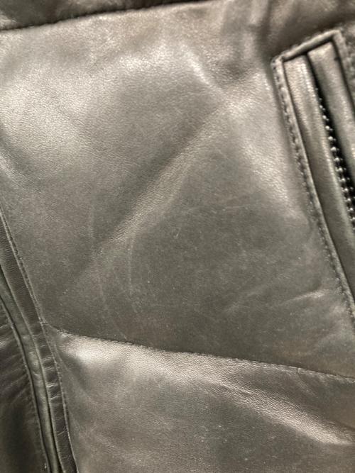 AVIREX（アヴィレックス）AVIREX (アヴィレックス) シープレザー ダウンジャケット ブラック サイズ:Mの古着・服飾アイテム