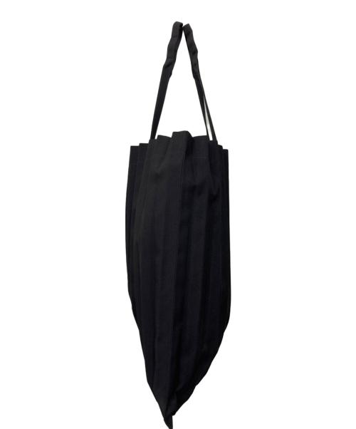 me ISSEY MIYAKE（ミーイッセイ ミヤケ）me ISSEY MIYAKE (ミーイッセイ ミヤケ) トートバッグ ブラックの古着・服飾アイテム