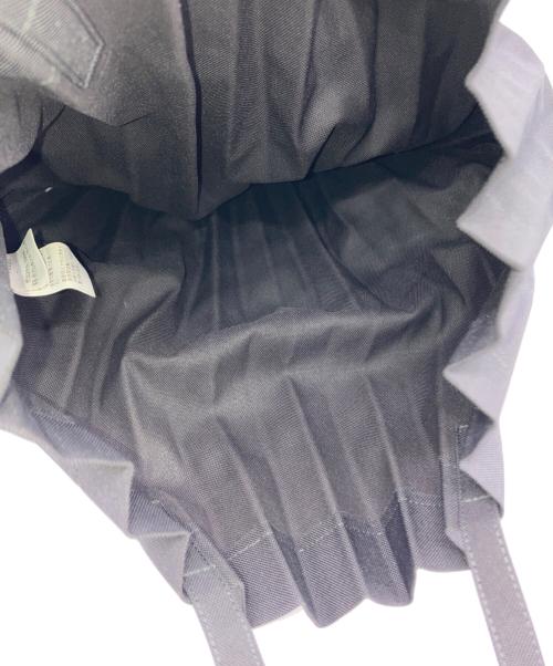 me ISSEY MIYAKE（ミーイッセイ ミヤケ）me ISSEY MIYAKE (ミーイッセイ ミヤケ) トートバッグ ブラックの古着・服飾アイテム
