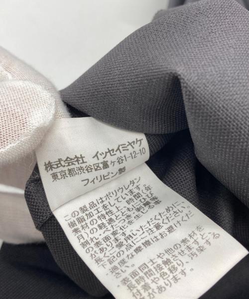 me ISSEY MIYAKE（ミーイッセイ ミヤケ）me ISSEY MIYAKE (ミーイッセイ ミヤケ) トートバッグ ブラックの古着・服飾アイテム