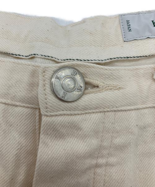 KIJI（キジ）KIJI (キジ) バギーペインターデニムパンツ ホワイト サイズ:5の古着・服飾アイテム