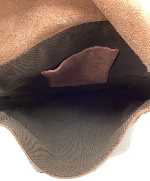 IL BISONTE（イル ビゾンテ）IL BISONTE (イル ビゾンテ) ショルダーバッグ　スエードバッグ ブラウンの古着・服飾アイテム