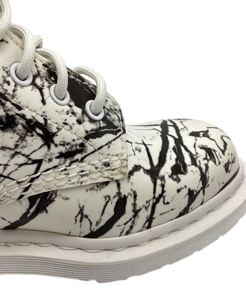 Dr.Martens（ドクターマーチン）Dr.Martens (ドクターマーチン) PASCAL 8ホール ブーツ ホワイト サイズ:UK 5の古着・服飾アイテム