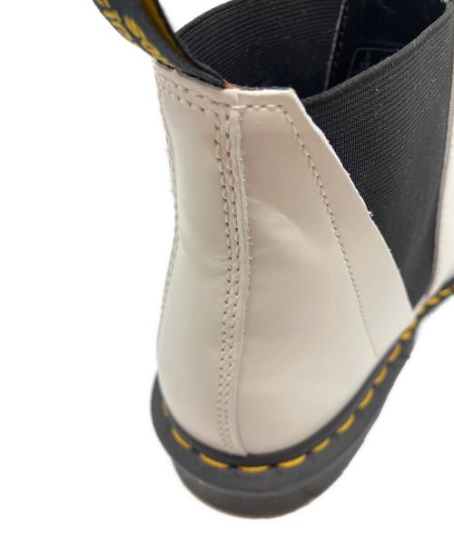 Dr.Martens（ドクターマーチン）Dr.Martens (ドクターマーチン) BIANKA チェルシーブーツ ホワイト サイズ:UK 5の古着・服飾アイテム