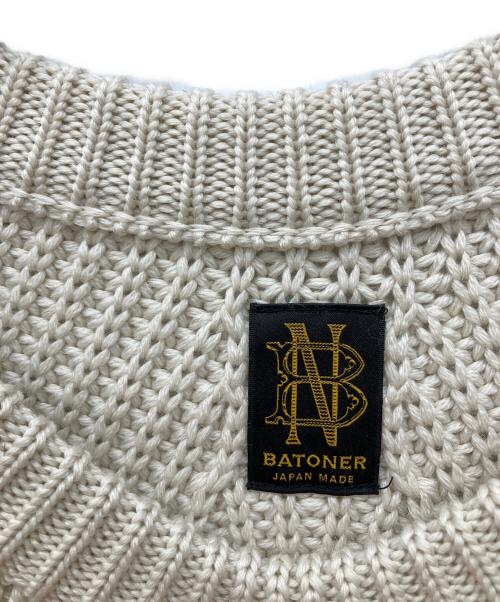 BATONER（バトナ―）BATONER (バトナ―) シグネチャークルーネックニット アイボリー サイズ:2の古着・服飾アイテム
