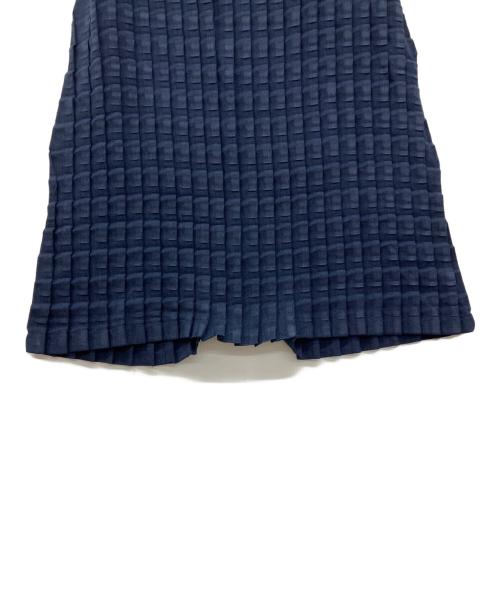 me ISSEY MIYAKE（ミーイッセイ ミヤケ）me ISSEY MIYAKE (ミーイッセイ ミヤケ) ウールライクプリーツスカート ネイビー サイズ:FREEの古着・服飾アイテム