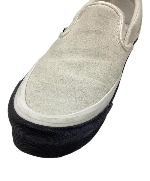 VANS（ヴァンズ）VANS (バンズ) WTAPS (ダブルタップス) OG CLASSIC SLIPON オージークラシックスリッポン ローカットスニーカー ホワイト サイズ:8.5の古着・服飾アイテム