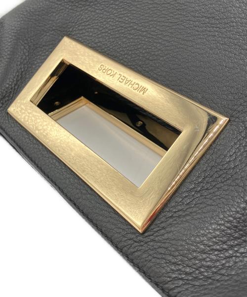 MICHAEL KORS（マイケル・コース）MICHAEL KORS (マイケル・コース) クラッチ2WAYバッグ　ショルダーバッグ ブラックの古着・服飾アイテム