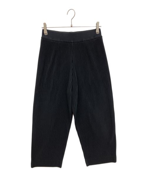 HOMME PLISSE ISSEY MIYAKE（オム プリッセ イッセイ ミヤケ）HOMME PLISSE ISSEY MIYAKE (オム プリッセ イッセイ ミヤケ) プリーツクロップドパンツ ブラック サイズ:1の古着・服飾アイテム