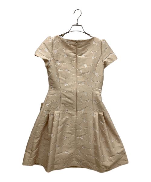M'S GRACY（エムズグレイシー）M'S GRACY (エムズグレイシー) ハートジャガードワンピース　ノースリーブワンピース ベージュ サイズ:38の古着・服飾アイテム