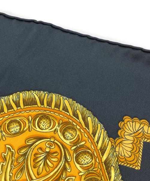 HERMES（エルメス）HERMES (エルメス) SELLES A HOUSSE/カバーへの腰かけ　カレ90 ネイビーの古着・服飾アイテム
