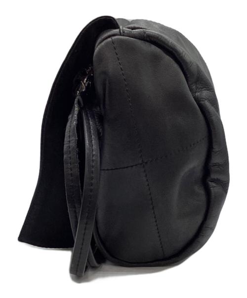 kawa-kawa（カワカワ）kawa-kawa (カワカワ) ビッグボタン レザーショルダーバッグ ブラックの古着・服飾アイテム