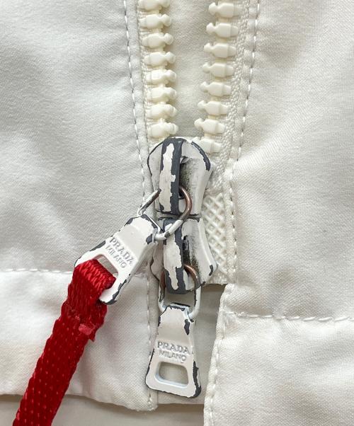 PRADA SPORTS（プラダスポーツ）PRADA SPORTS (プラダスポーツ) ゴアテックス ジップアップ ジャケット　ナイロンジャケット ホワイト サイズ:46の古着・服飾アイテム