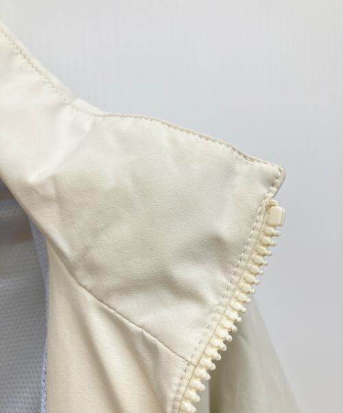 PRADA SPORTS（プラダスポーツ）PRADA SPORTS (プラダスポーツ) ゴアテックス ジップアップ ジャケット　ナイロンジャケット ホワイト サイズ:46の古着・服飾アイテム