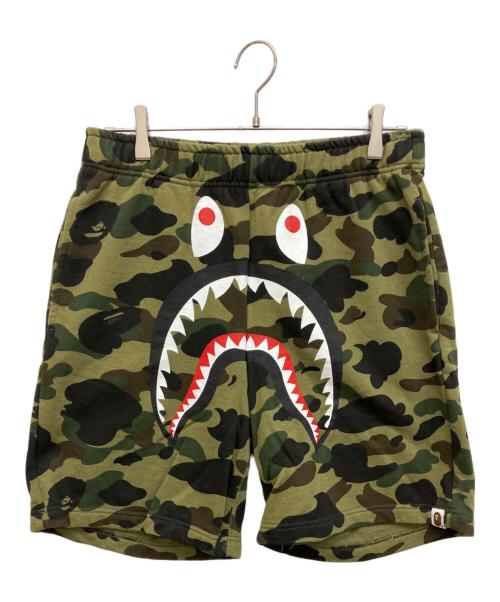 A BATHING APE（ア ベイシング エイプ）A BATHING APE (ア ベイシング エイプ) シャークプリントスウェットハーフパンツ　ショートパンツ グリーン サイズ:Mの古着・服飾アイテム