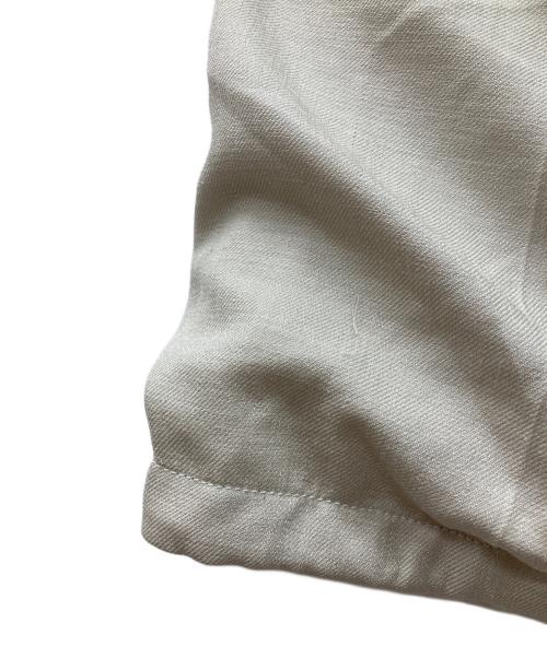 DAIWA（ダイワ）DAIWA (ダイワ) Tech Wide Easy 2P Trousers　テックワイドイージー2Ｐトラウザーズ　パンツ ベージュ サイズ:Lの古着・服飾アイテム