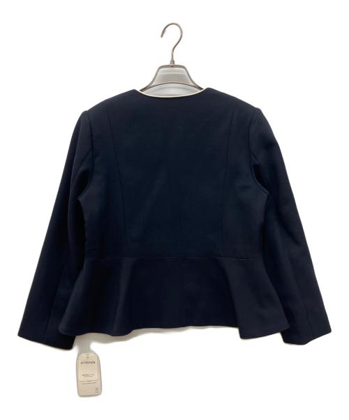 SHIPS any（シップスエニィ）SHIPS any (シップスエニィ) ダブルクロス ペプラム ノーカラー ジャケット ネイビー サイズ:FREE 未使用品の古着・服飾アイテム
