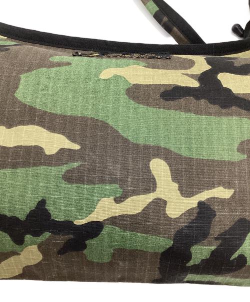 NEIGHBORHOOD（ネイバーフッド）NEIGHBORHOOD (ネイバーフッド) MIL-SCOCHE/C-SHOULDER BAG　サコッシュ　カモフラージュ柄ショルダーバッグ オリーブの古着・服飾アイテム