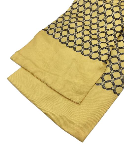 HERMES（エルメス）HERMES (エルメス) 総柄シルクスカーフ イエローの古着・服飾アイテム