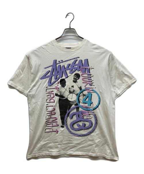 stussy（ステューシー）stussy (ステューシー) Lookin 4 The Perfect Beat TEE　プリントTシャツ　 40周年記念 ホワイト サイズ:Lの古着・服飾アイテム