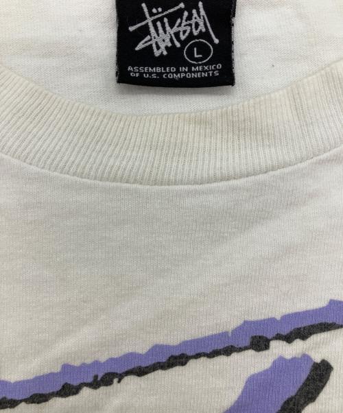 stussy（ステューシー）stussy (ステューシー) Lookin 4 The Perfect Beat TEE　プリントTシャツ　 40周年記念 ホワイト サイズ:Lの古着・服飾アイテム