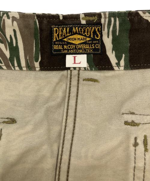 THE REAL McCOY'S（ザ・リアルマッコイズ）THE REAL McCOY'S (ザ・リアルマッコイズ) タイガーカモフラージュ柄ショーツ　ハーフパンツ オリーブ サイズ:Lの古着・服飾アイテム