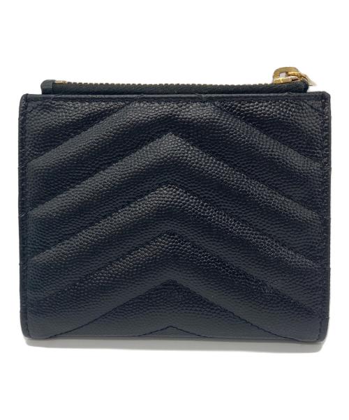 Saint Laurent Paris（サンローランパリ）Saint Laurent Paris (サンローランパリ) モノグラム バイフォールドウォレット　グレイン・ド・プードル エンボスレザー　コンパクトウォレット ブラックの古着・服飾アイテム