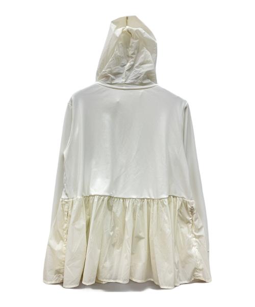 UNFILO（アンフィーロ）UNFILO (アンフィーロ) ペプラムラッシュパーカー　ジップパーカー アイボリー サイズ:Mの古着・服飾アイテム