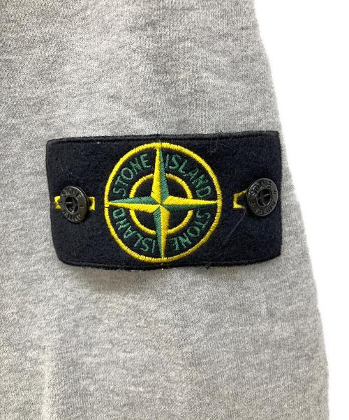 STONE ISLAND（ストーンアイランド）STONE ISLAND (ストーンアイランド) ワッペン付　クルーネックスウェット グレー サイズ:XXLの古着・服飾アイテム