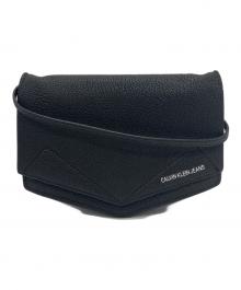 Calvin Klein Jeans（カルバンクラインジーンズ）の古着「ショルダーストラップウォレット　クロスボディバッグ」｜ブラック