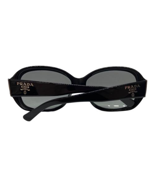 PRADA（プラダ）PRADA (プラダ) ロゴ刻印 グラデーション オーバル型 サングラス ブラック サイズ:58□16 135の古着・服飾アイテム