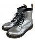 Dr.Martens（ドクターマーチン）の古着「メタリック 8ホールブーツ」｜シルバー
