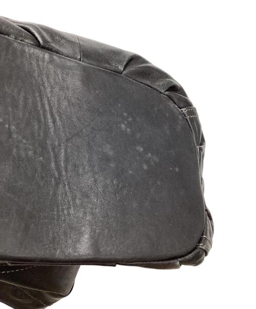 BURBERRY BLUE LABEL（バーバリーロンドンブルーレーベル）BURBERRY BLUE LABEL (バーバリーロンドンブルーレーベル) レザーワンショルダーバッグ ブラックの古着・服飾アイテム