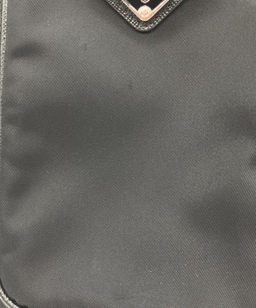 PRADA（プラダ）PRADA (プラダ) Re-Nylon スマートフォンケース ブラックの古着・服飾アイテム