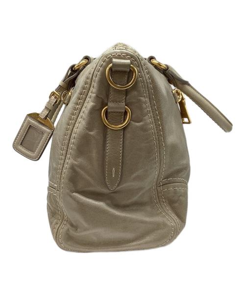 PRADA（プラダ）PRADA (プラダ) 2WAYトートバッグ VITELLO SHINE  ベージュ(POMICE)の古着・服飾アイテム