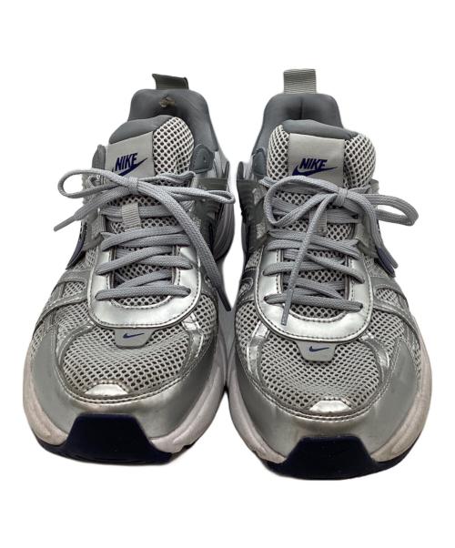 NIKE（ナイキ）NIKE (ナイキ) ローカットスニーカー V2K Run  V2Kラン ライトグレー サイズ:29の古着・服飾アイテム