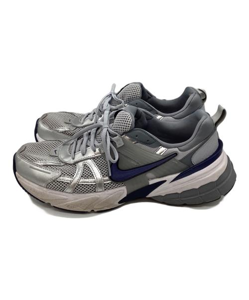 NIKE（ナイキ）NIKE (ナイキ) ローカットスニーカー V2K Run  V2Kラン ライトグレー サイズ:29の古着・服飾アイテム