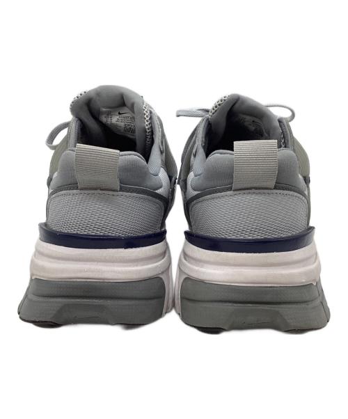 NIKE（ナイキ）NIKE (ナイキ) ローカットスニーカー V2K Run  V2Kラン ライトグレー サイズ:29の古着・服飾アイテム