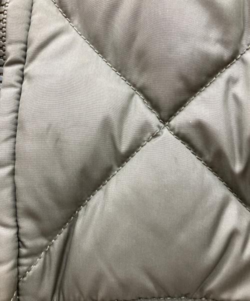 Rocky Mountain FeatherBed（ロッキーマウンテンフェザーベッド）Rocky Mountain FeatherBed (ロッキーマウンテンフェザーベッド) Hysteric Glamour (ヒステリックグラマー) キルティングジャケット 0153AB01 カーキ サイズ:FREEの古着・服飾アイテム