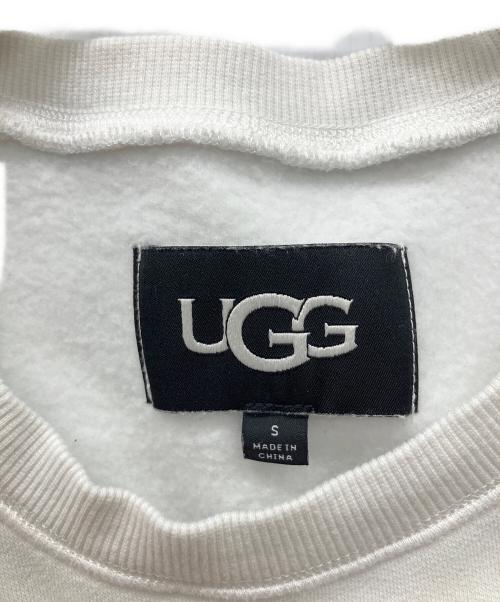 UGG（アグ）UGG (アグ) MADELINE FUZZY LOGO CREW NECK SWEAT ホワイト サイズ:Sの古着・服飾アイテム