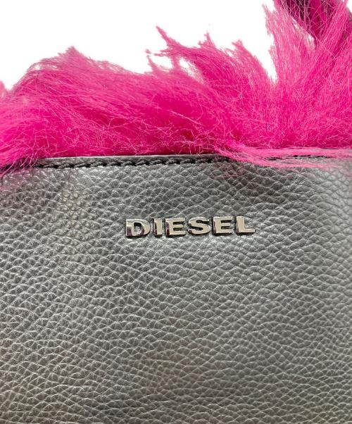 DIESEL（ディーゼル）DIESEL (ディーゼル) ファー付き2WAYバッグ ブラックの古着・服飾アイテム