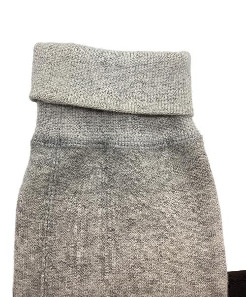 St.cecilia（セントセシリア）St.cecilia (セントセシリア) フルジップパーカー グレー サイズ:Mの古着・服飾アイテム