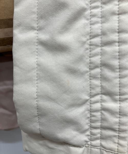 Burberry's（バーバリーズ）Burberry's (バーバリーズ) ダウンライナー付ステンカラーコート　ノバチェック　BBN82-910-80　 ベージュ サイズ:LYの古着・服飾アイテム