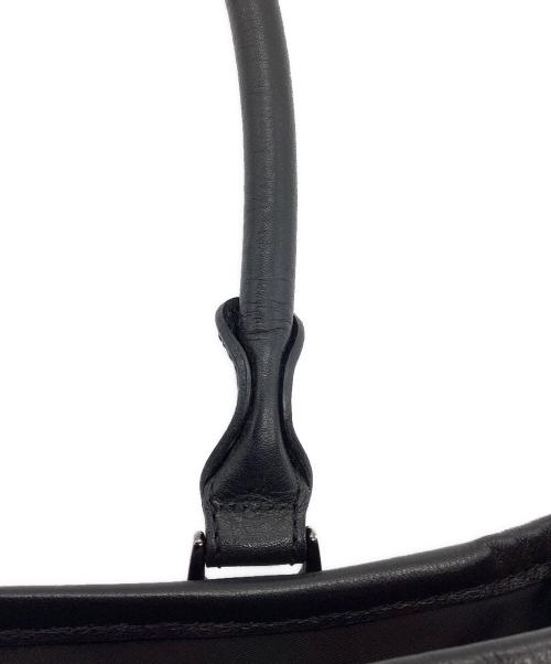 BURBERRY BLUE LABEL（バーバリーロンドンブルーレーベル）BURBERRY BLUE LABEL (バーバリーロンドンブルーレーベル) トートバッグ ブラックの古着・服飾アイテム