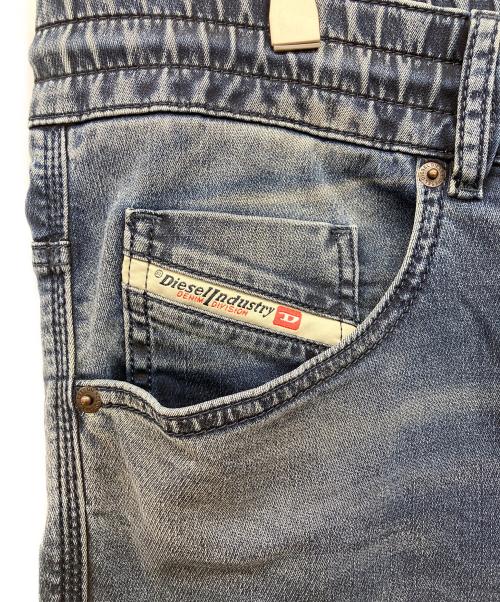 DIESEL（ディーゼル）DIESEL (ディーゼル) ジョグジーンズ　D-KROOLEY JOGG インディゴ サイズ: W36×L32の古着・服飾アイテム