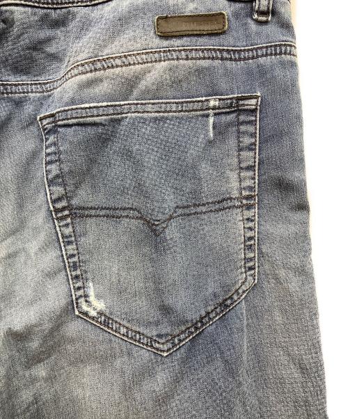 DIESEL（ディーゼル）DIESEL (ディーゼル) NARROT リペア加工ジョグジーンズ インディゴ サイズ:34の古着・服飾アイテム