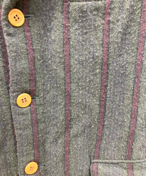 COMME des GARCONS HOMME PLUS（コムデギャルソンオムプリュス）COMME des GARCONS HOMME PLUS (コムデギャルソンオムプリュス) 02AWウール縮絨ストライプ3B ジャケット グレー サイズ:Mの古着・服飾アイテム