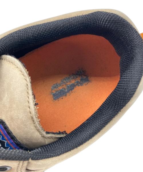 Patagonia（パタゴニア）Patagonia (パタゴニア) トレッキングシューズ　クラッグマスター ベージュ サイズ:UK９の古着・服飾アイテム