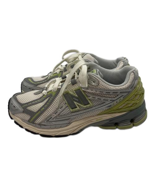 NEW BALANCE（ニューバランス）NEW BALANCE (ニューバランス) M1906R ローカットスニーカー ホワイト サイズ:23.5の古着・服飾アイテム